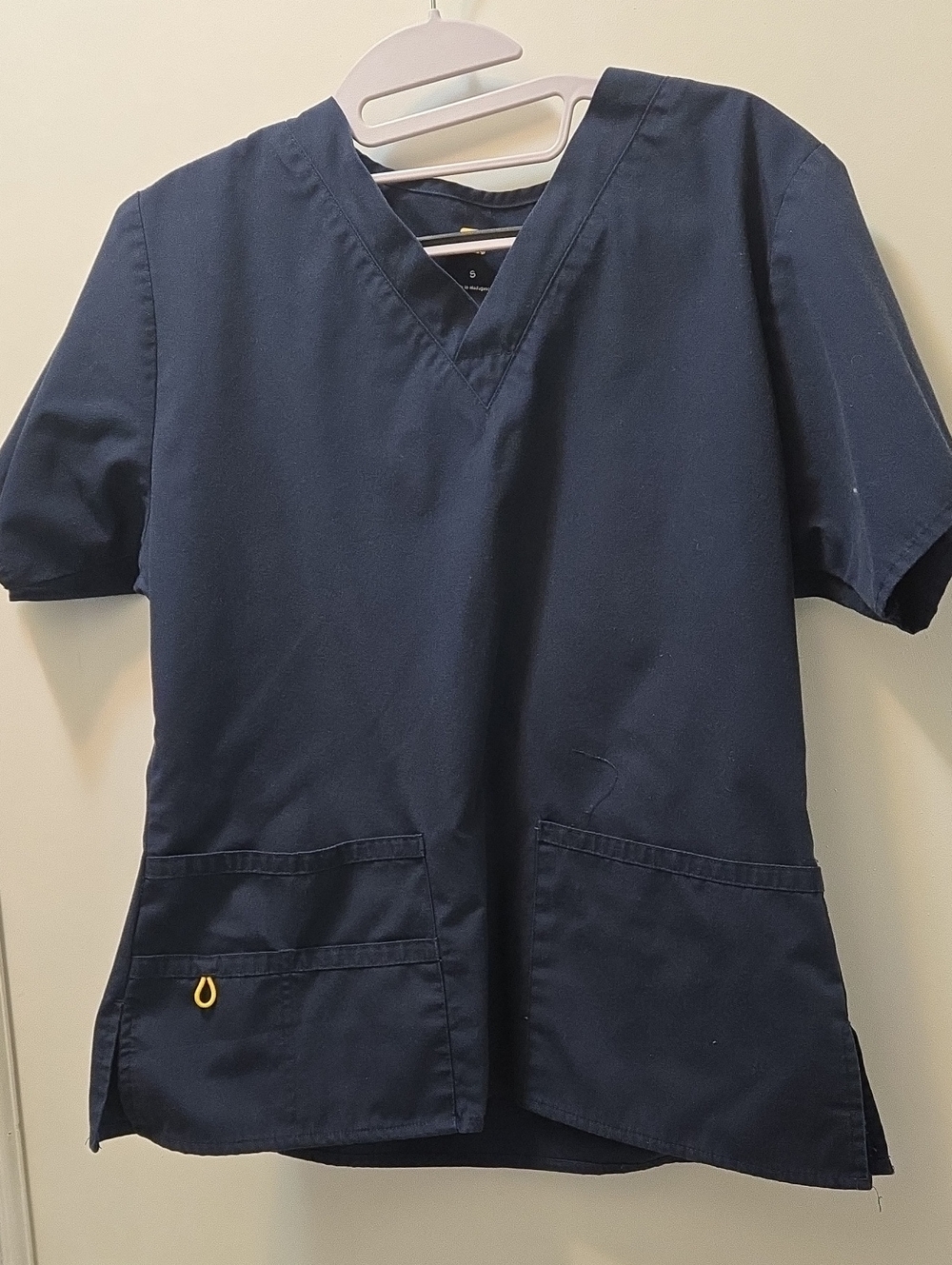 WonderWink Navy V-Neck Scrub Top with Front Pockets
